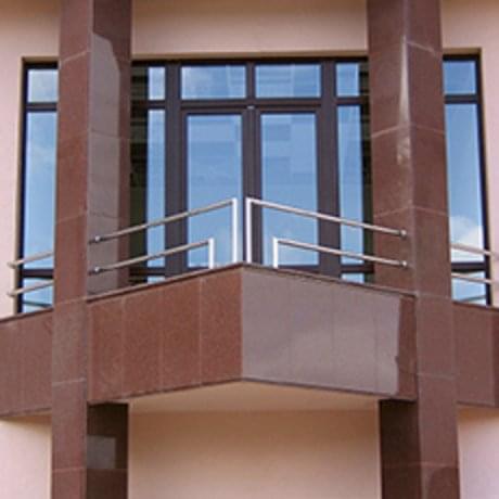 Иноксови парапети