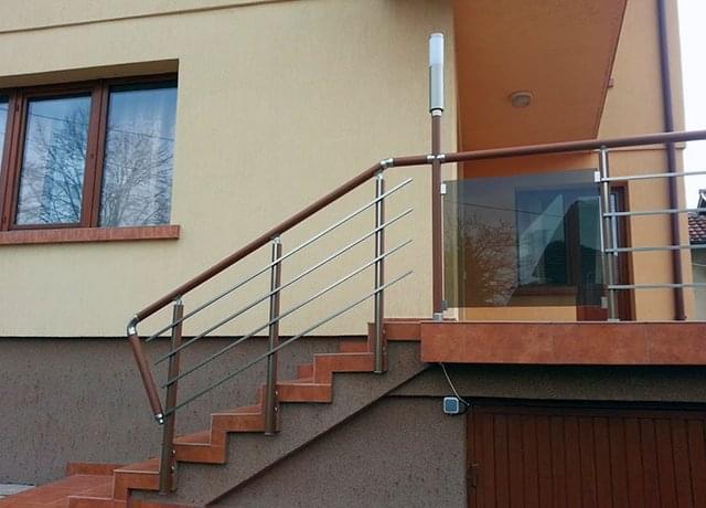 Квадратен профил