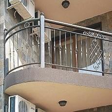 Стоманени парапети с вертикален пълнеж